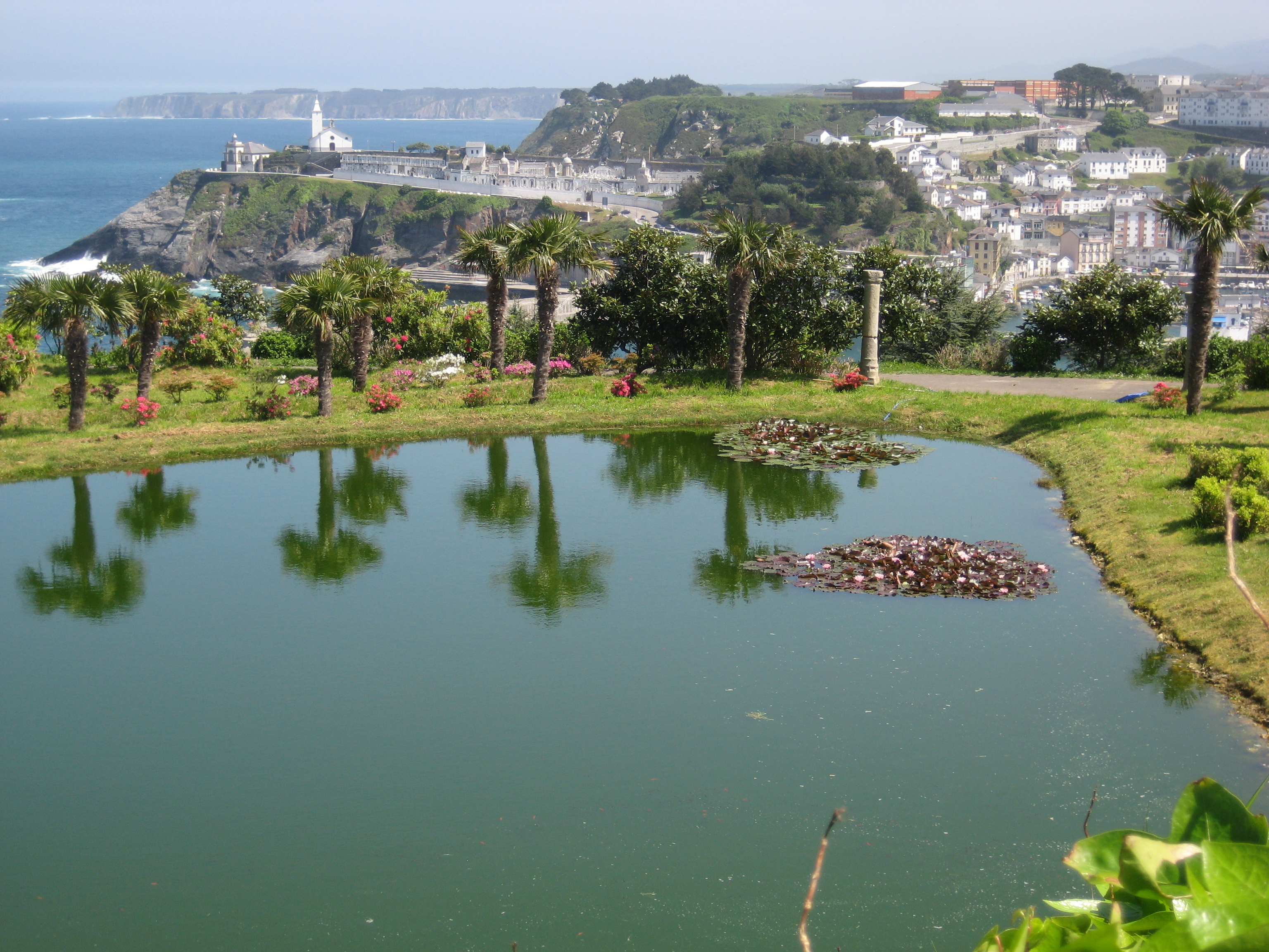 vista-piramide-jardines-el-chano